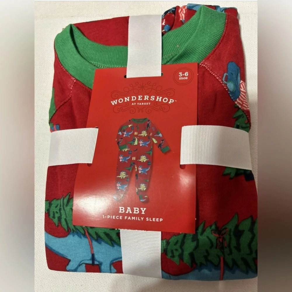 WONDERSHOP Target Baby Boy Christmas Dinosaur Sleeper Pajamas Zip 3-6 Months NEW